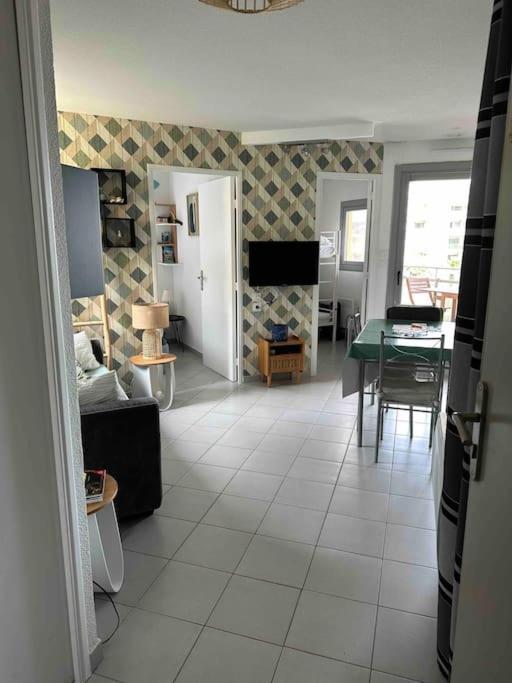 Appartement Face A La Mer Canet En Roussillon Exterior foto